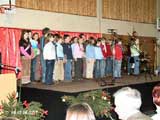 "Kerzenlied", Schler der Klassen 3a und 3b