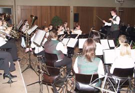 Das Vor-Orchester unter Leitung von Annika Gerling