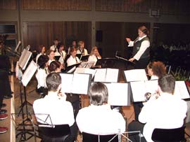Das Jugend-Orchester unter Leitung von Ilona Göbel