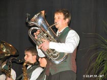 Solist Johannes Sch�tz bei dem St�ck "MEMORY"